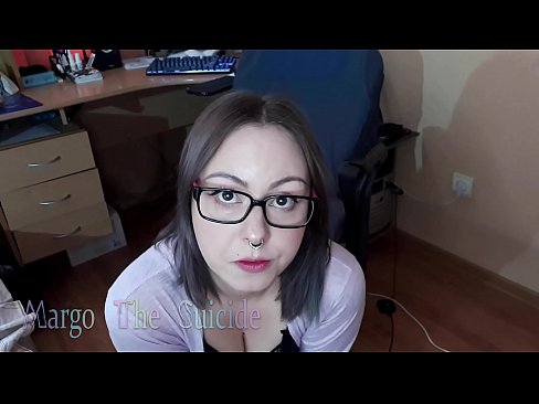 ❤️ Merch Sexy gyda Sbectol Yn Sugno Dildo'n Ddwfn ar y Camera ☑Fffycin ar cy.psi-mass.ru ❤